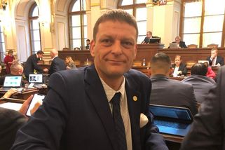 Hackeři „pohřbili“ poslance hnutí ANO. Kdo může být tak vylízaný, zlobí se Havlíček